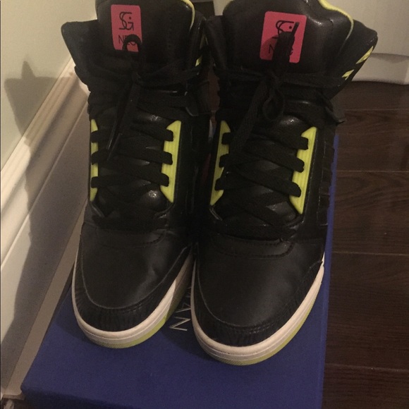 Adidas Neo - Picture 2 of 4